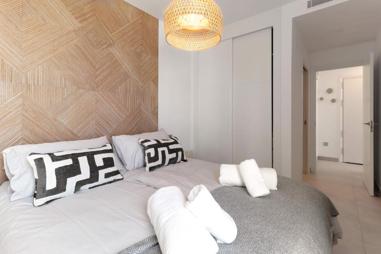 Bayview Hills, Luxury 2 Bedroom Apartment Malaga Bagian luar foto